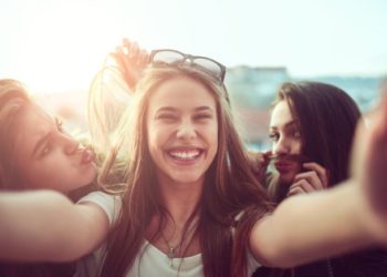 Le amiche perfette secondo i segni zodiacali