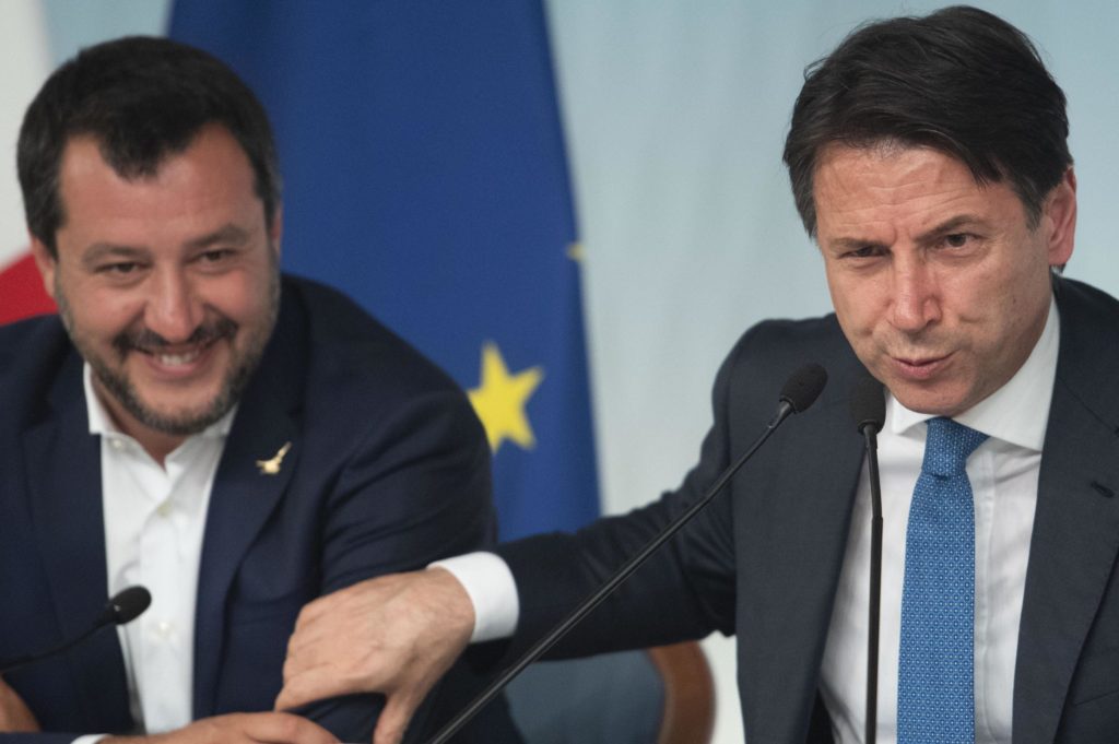 fanmagazine salvini sospensione tasse